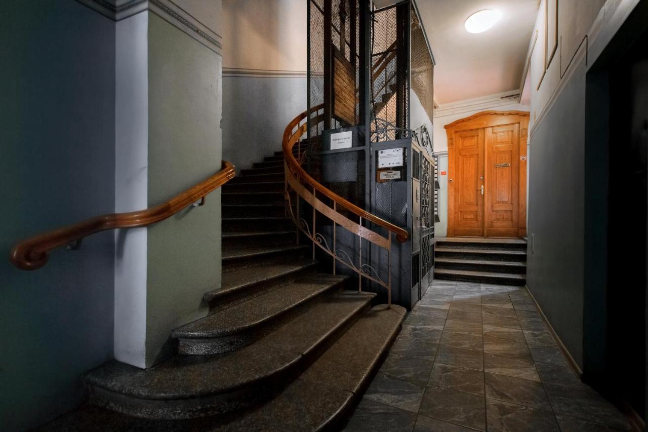 Brivibas House Design Apartments In City Center リガ エクステリア 写真