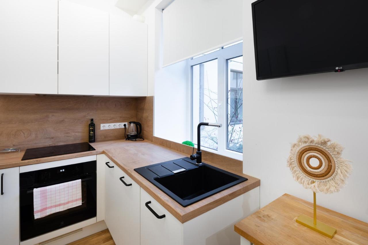 Brivibas House Design Apartments In City Center リガ エクステリア 写真