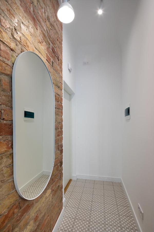 Brivibas House Design Apartments In City Center リガ エクステリア 写真