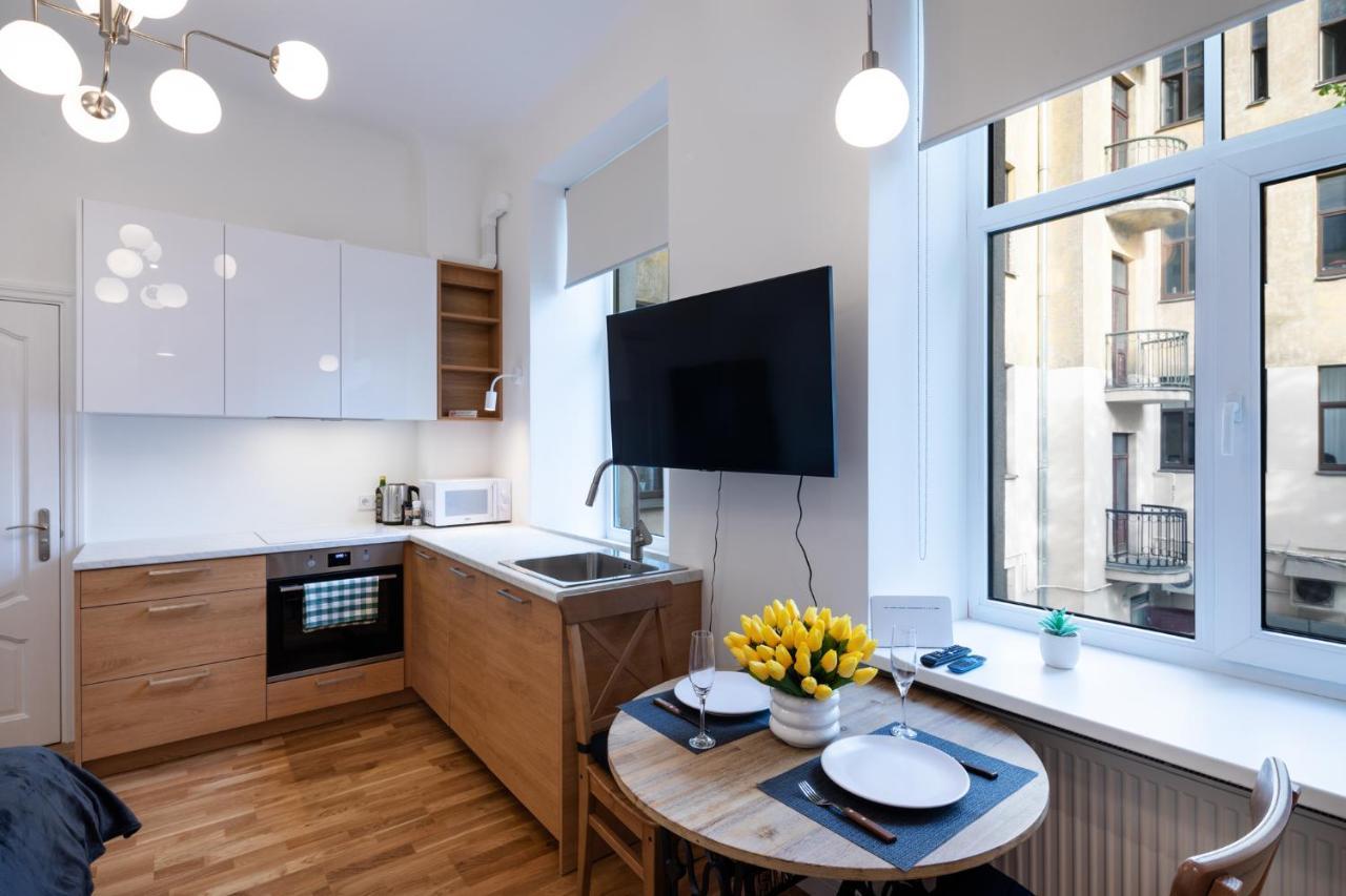 Brivibas House Design Apartments In City Center リガ エクステリア 写真